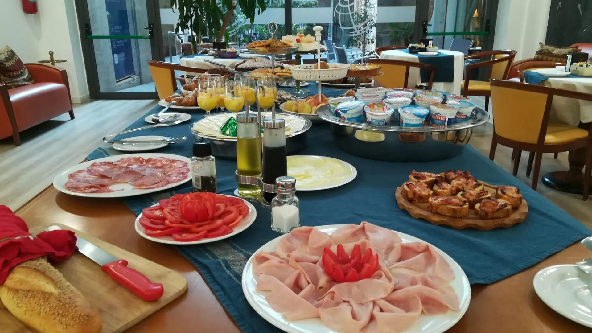 Hotel Elite Palermo Centro 3*,
